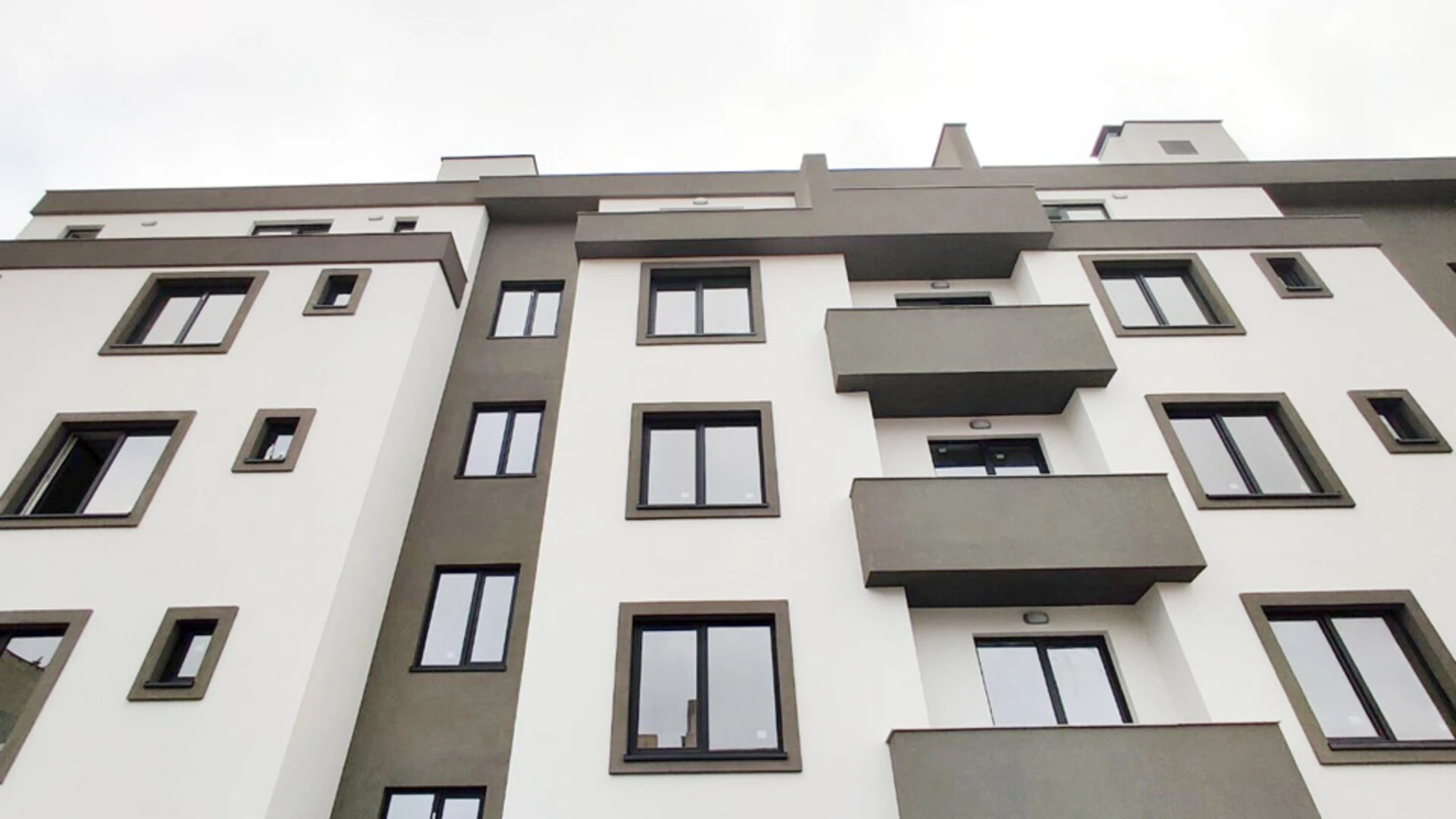 Сграда с топлоизолация webertherm